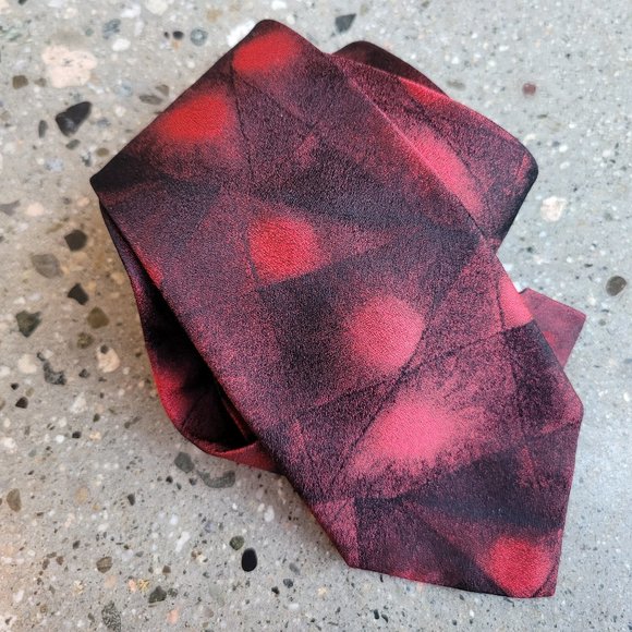 3/$20 - Guy Laroche Paris 100% silk Tie - Picture 1 of 3